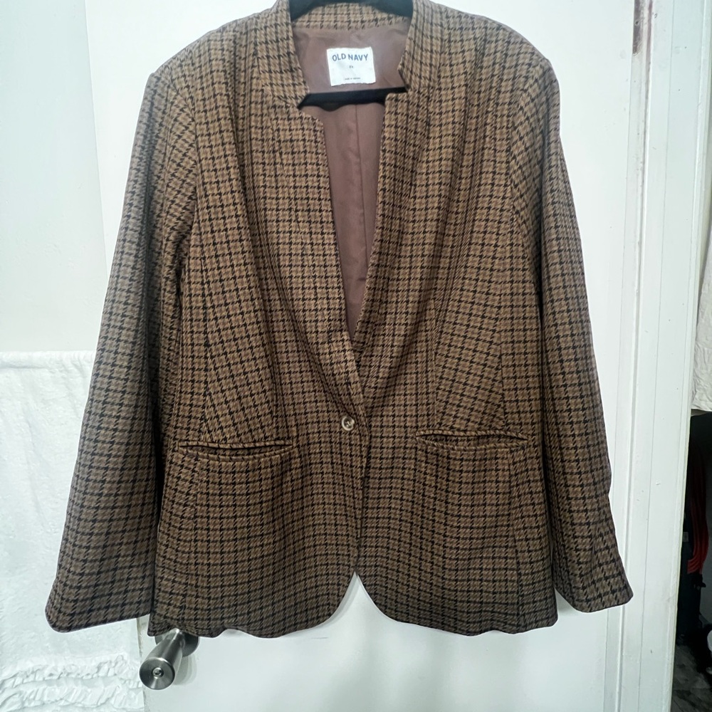 Old Navy Women's Checkered Blazer